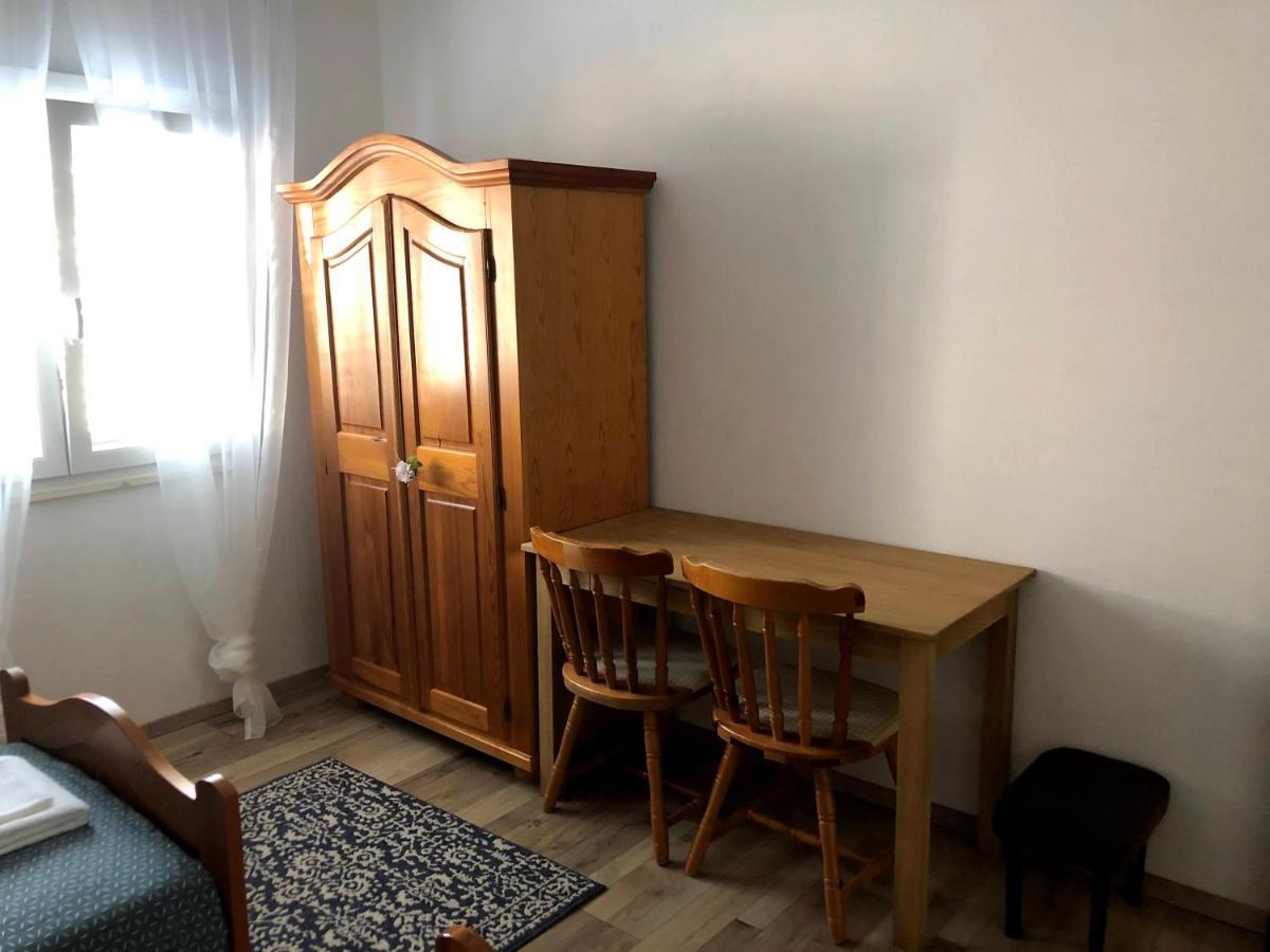 Armstrong Apartments オレビック エクステリア 写真