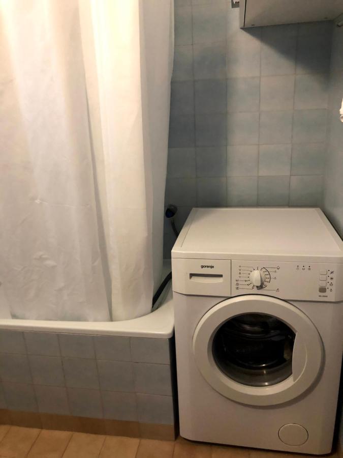 Armstrong Apartments オレビック エクステリア 写真